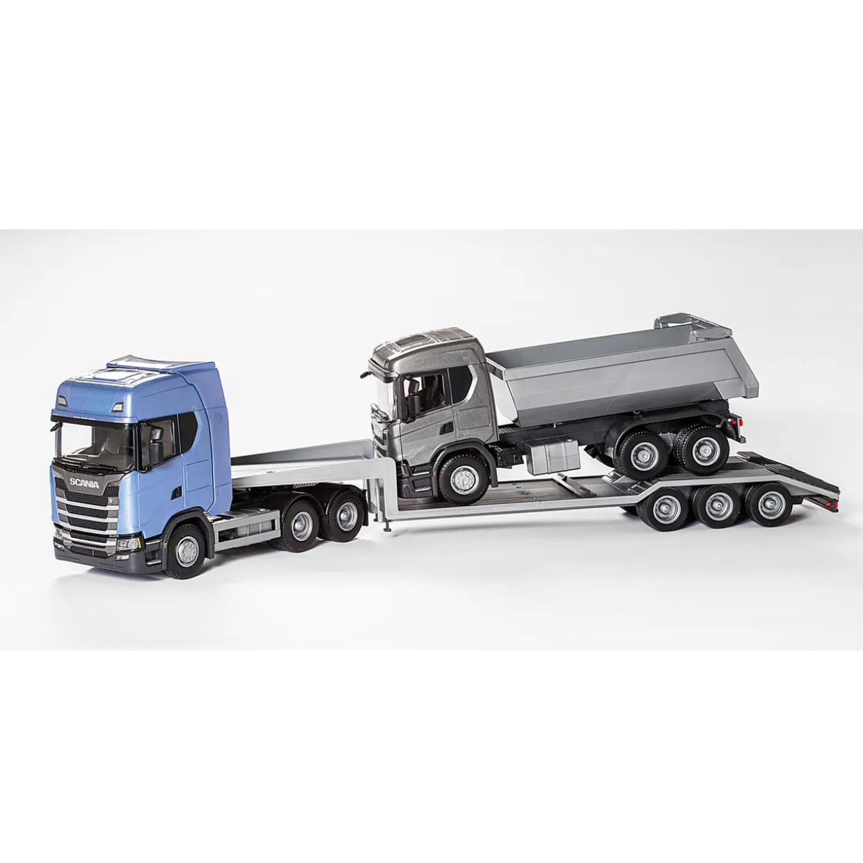 EMEK LEKSAKSBIL LASTARE SCANIA S BLUE LOW 1:25