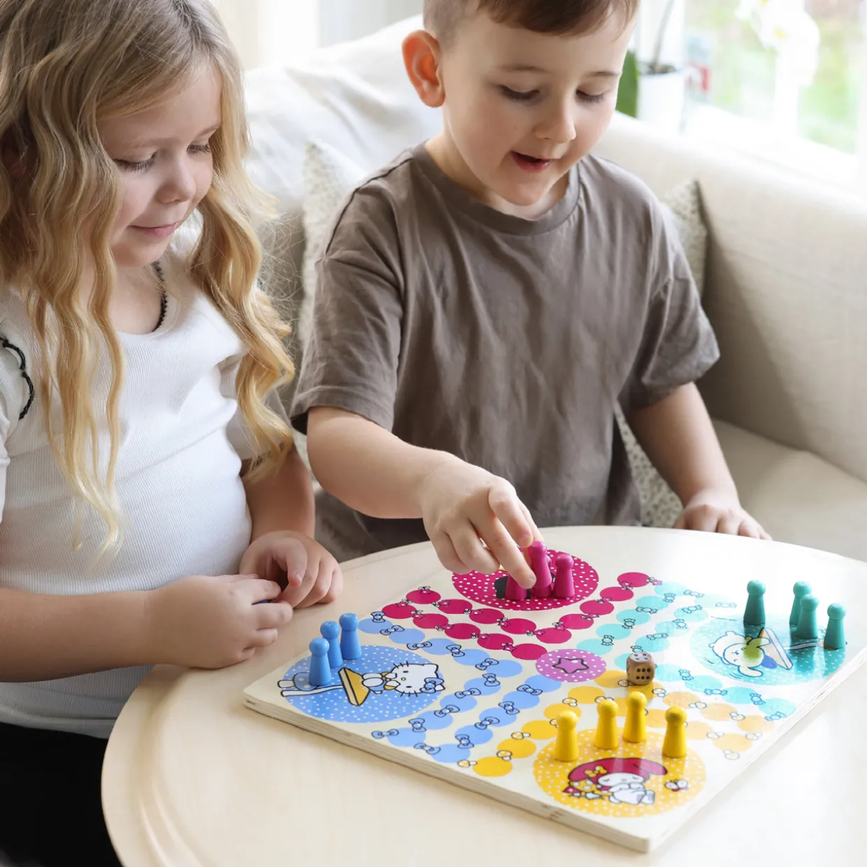 HELLO KITTY BARNSPEL FIA-SPEL