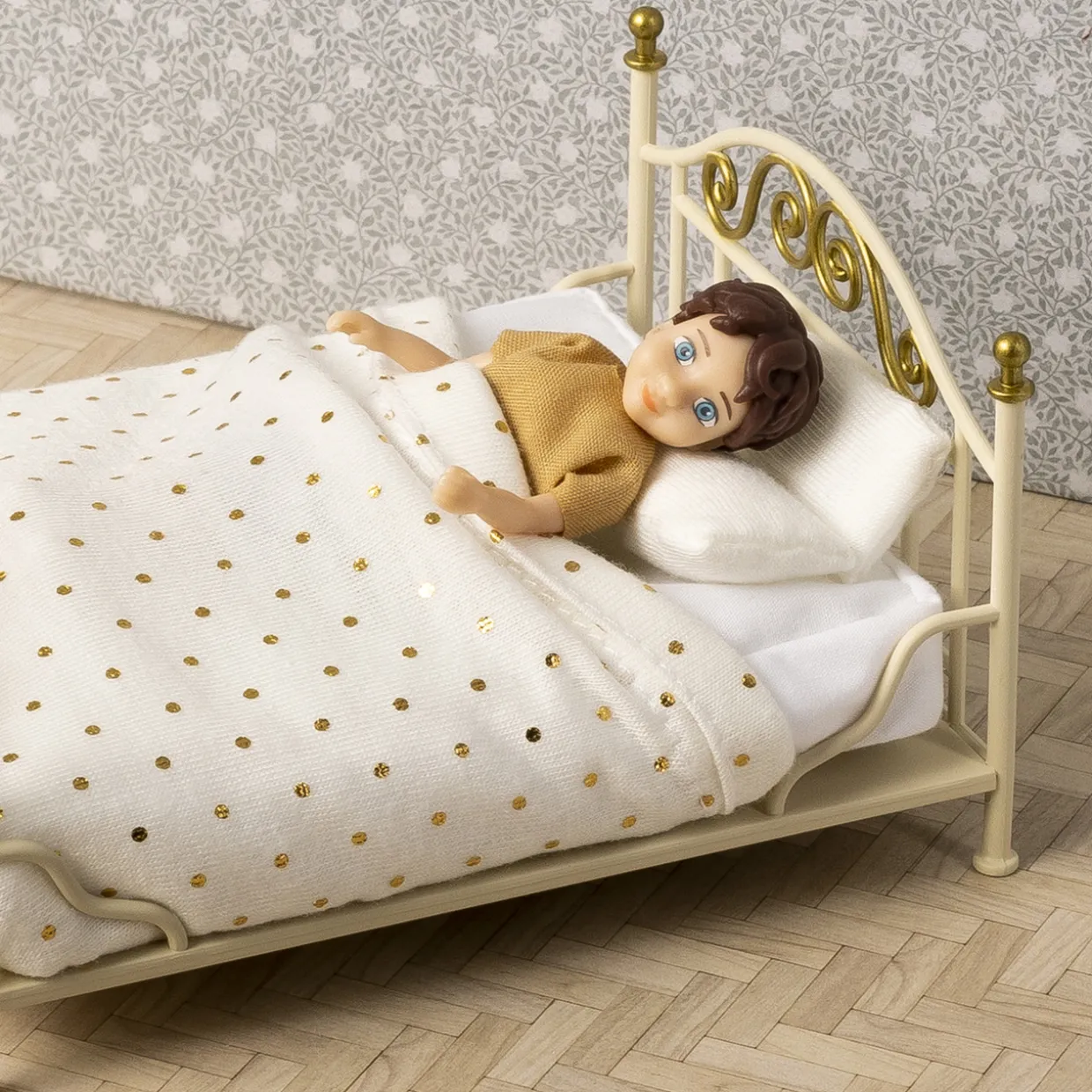 LUNDBY DOCKHUSMÖBLER SOVRUMSSET MÄSSING