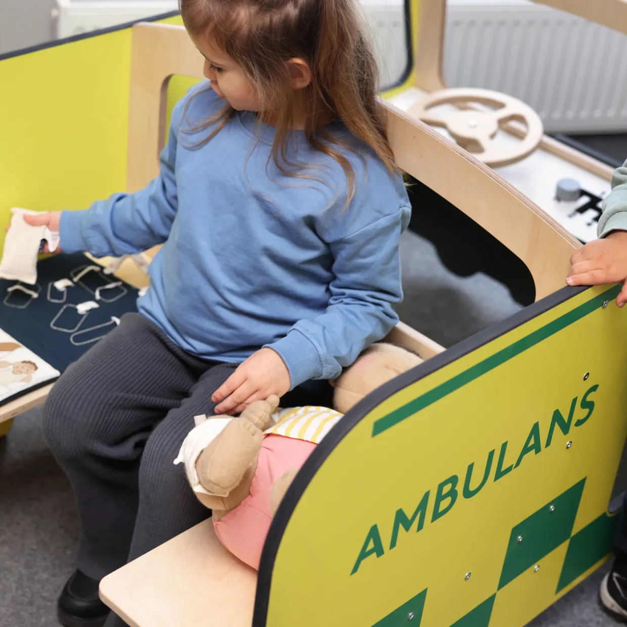 MICKI LEKMÖBEL AMBULANS